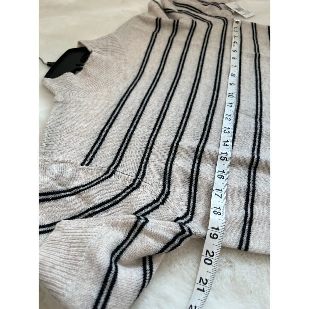 NWT FRAME Size L Stripe Wool & Cashmere Crop Sweater In Oatmeal MSRP$295 - Picture 6 of 12